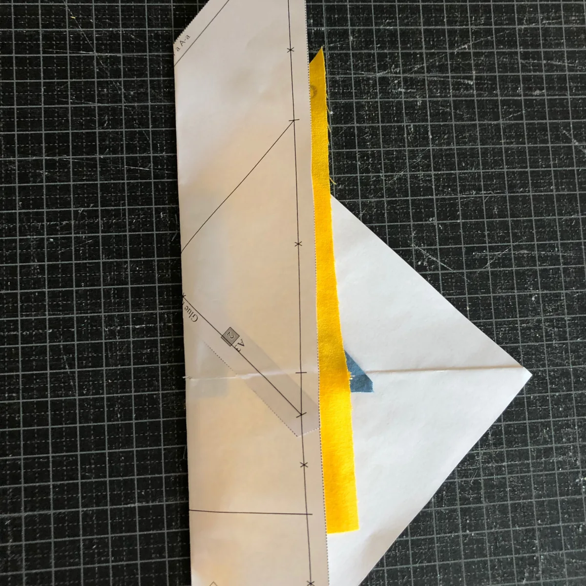 Flip A3 onto A1-A2: foundation paper piecing tutorial, photo 2