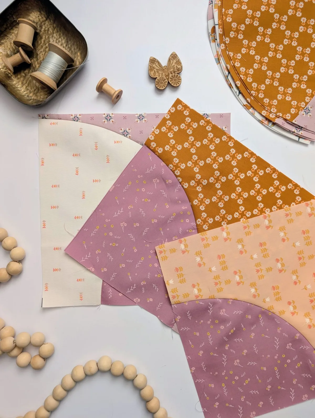 Neo Quilt blocks in progress, sewing the curves